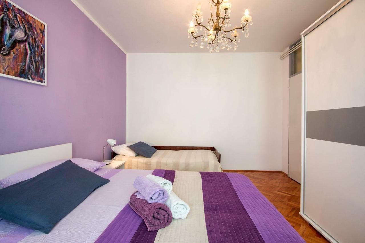 Apartments Ariana Pula Bagian luar foto